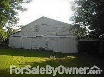 MAN CAVE aka: BARN
						:
						Extra large two story barn is every man's dream get-a-way!