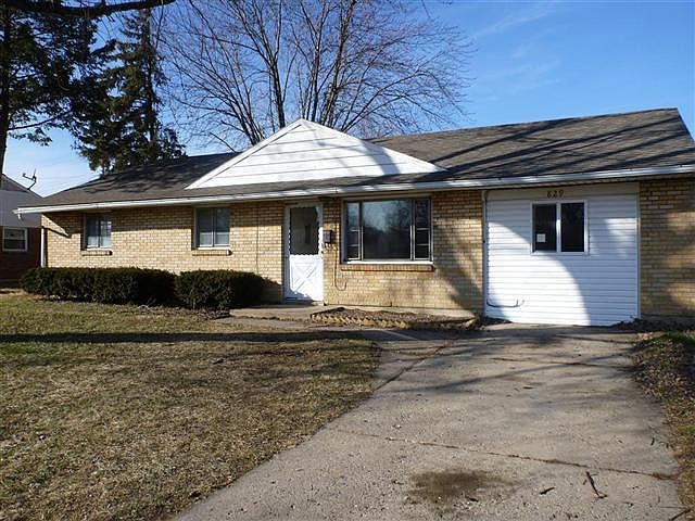 1st image of 829 Fitchland Dr