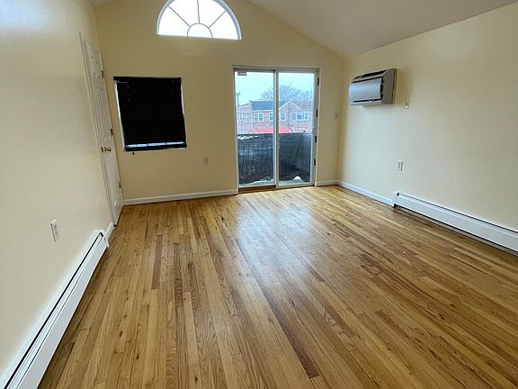 2nd image of 290 Conklin Ave Floor 3