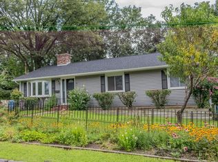 40 Wayside Rd, Worcester, MA 01605