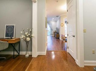 3211 The Plz #3211, Tenafly, NJ 07670