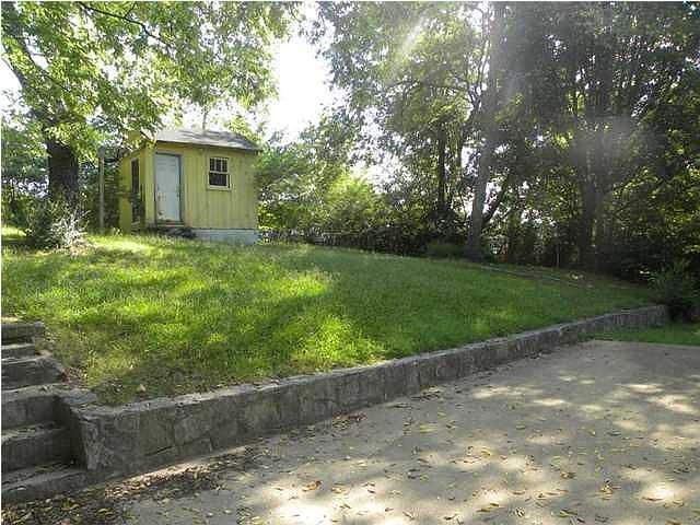 2nd image of 4307 Howell Rd