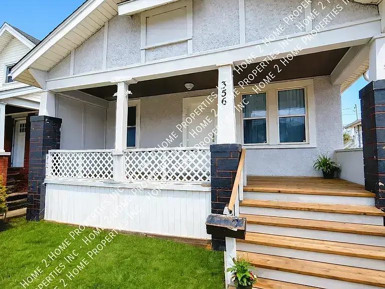 356 Josephine Ave — Photo 1
