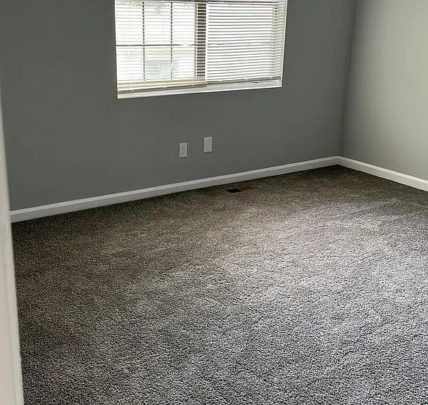 2051 Lenoa Ln — Photo 10