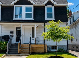 3 Jillson Ave, Toronto, ON M6S 2P3