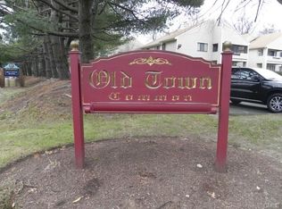 68 Lance Cir, Bridgeport, CT 06606