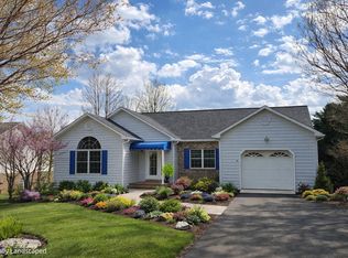 141 Chestnut Creek Dr, Hardy, VA