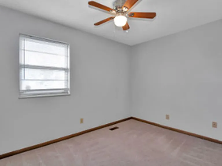504 Harrow Rd — Photo 13