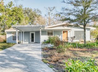 6833 Snow White Dr, Jacksonville, FL 32210