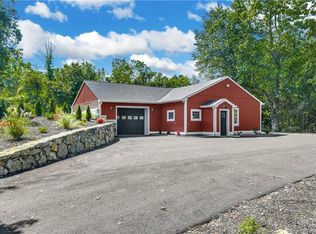 340 S Main St, Newtown, CT 06470