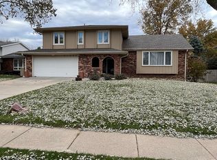 21325 Edgevale Cir, Elkhorn, NE 68022