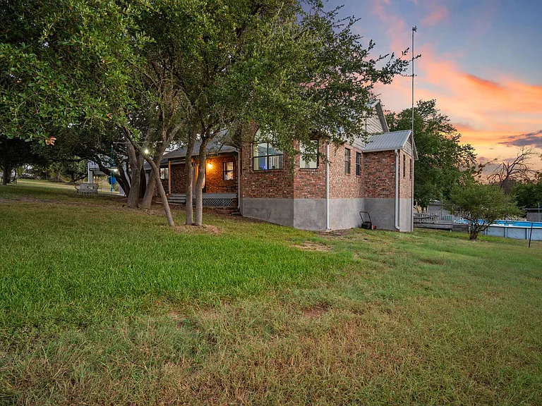 680 County Road 130 — Photo 4