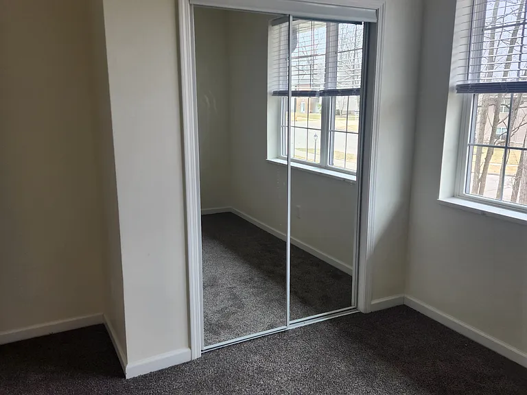 5530 N Frostwood Pkwy #1 — Photo 24