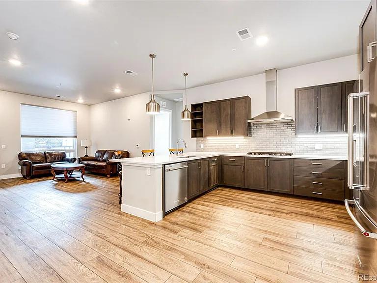 20 Wilcox St #717 — Photo 8