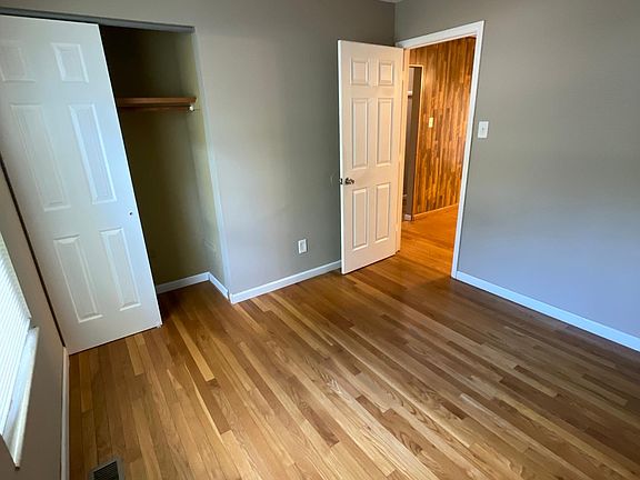 5th image of 6248 Silver Fox Dr