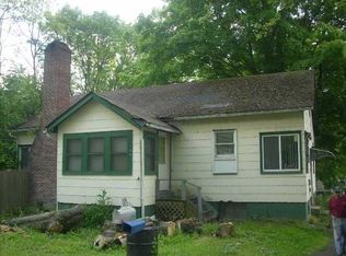 142 Canal Dr, Godeffroy, NY 12729
