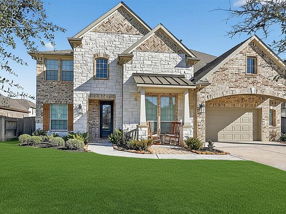2nd image of 6714 Wellbrook Falls Ln