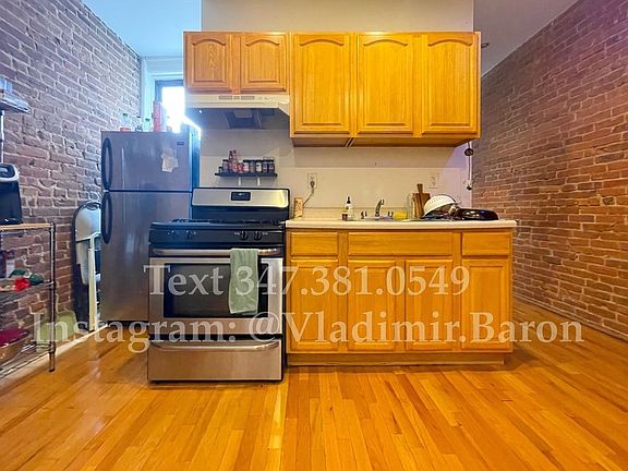 3rd image of 788 Park Pl APT 11A