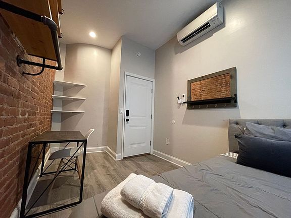 2nd image of 411 Orange St #3D