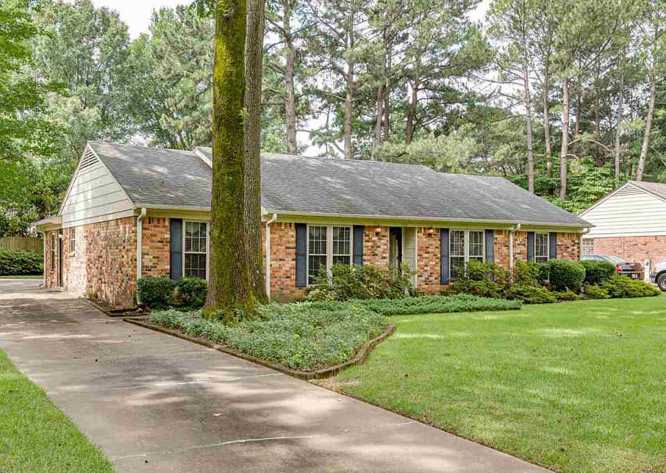 1st image of 7919 Cloverbrook Ln