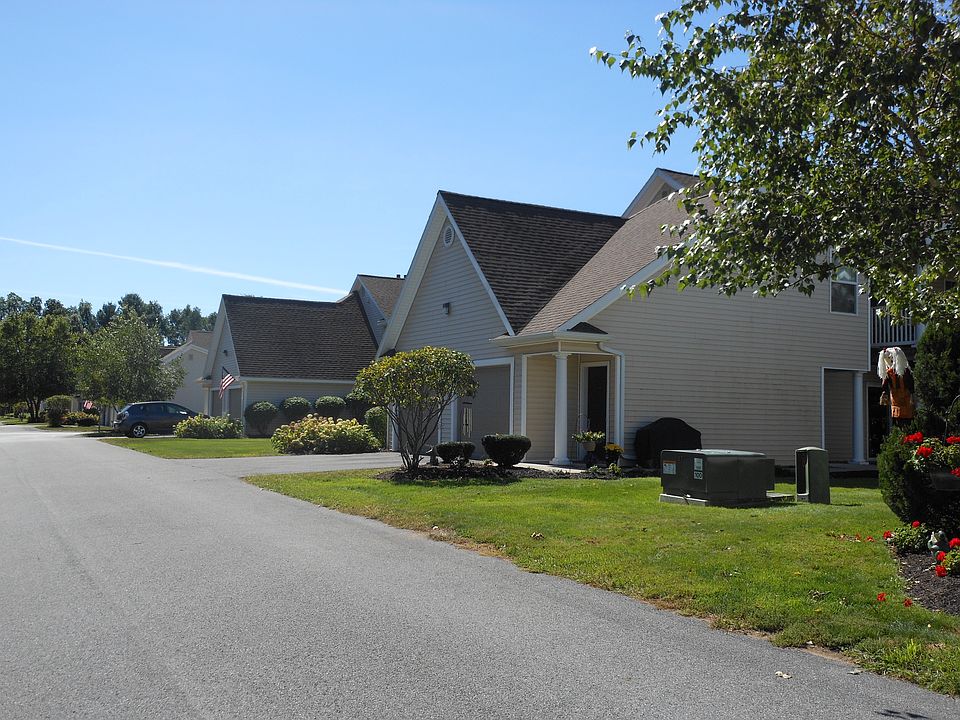 2nd image of 204 Heritage Way