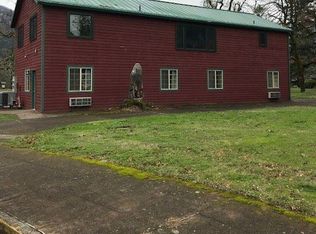 28 Cbd Mall St #B, North Bonneville, WA 98639