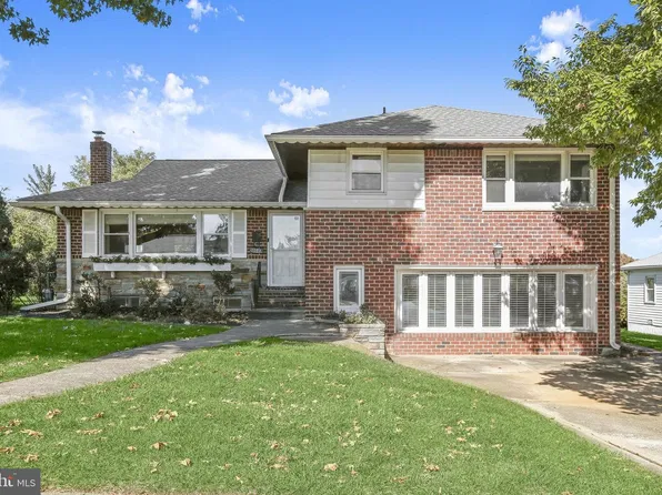2304 Hanway Rd, Baltimore, MD 21209