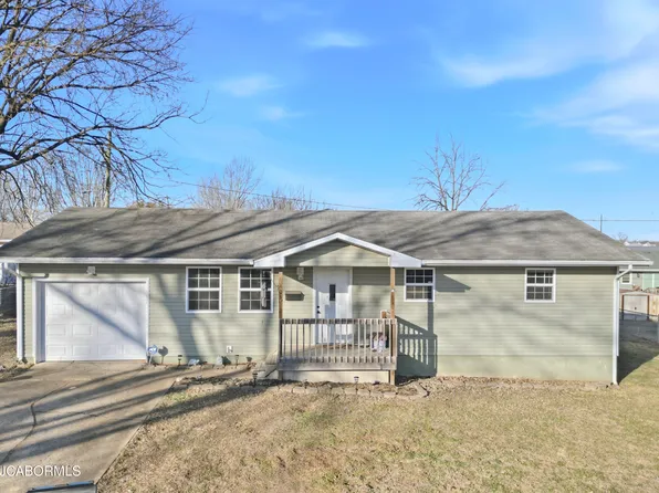405 S Dunstan Dr, Eldon, MO 65026