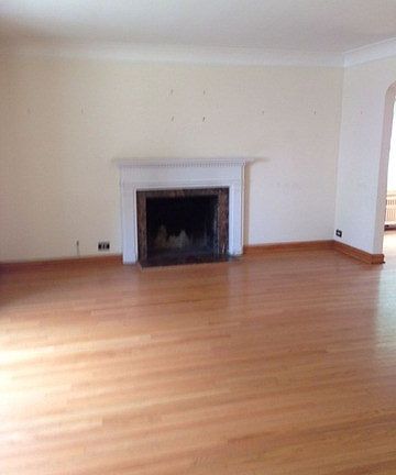 2nd image of 3300 N Newcastle Ave