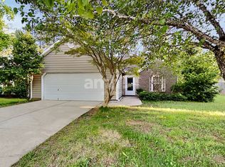 114 Ridge Lake Dr, Apex, NC 27539