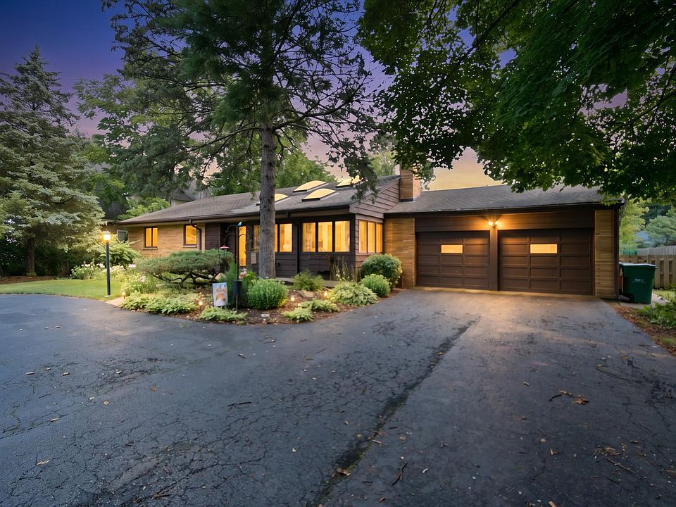 1st image of 567 Happ Rd