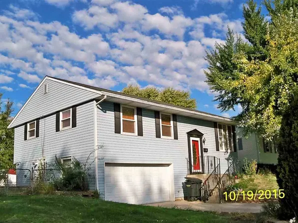 2500 Summerfield Dr, Lafayette, IN 47909