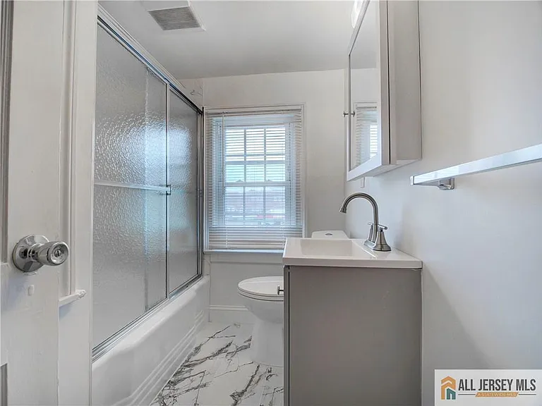 71 N Main St #2 — Photo 16