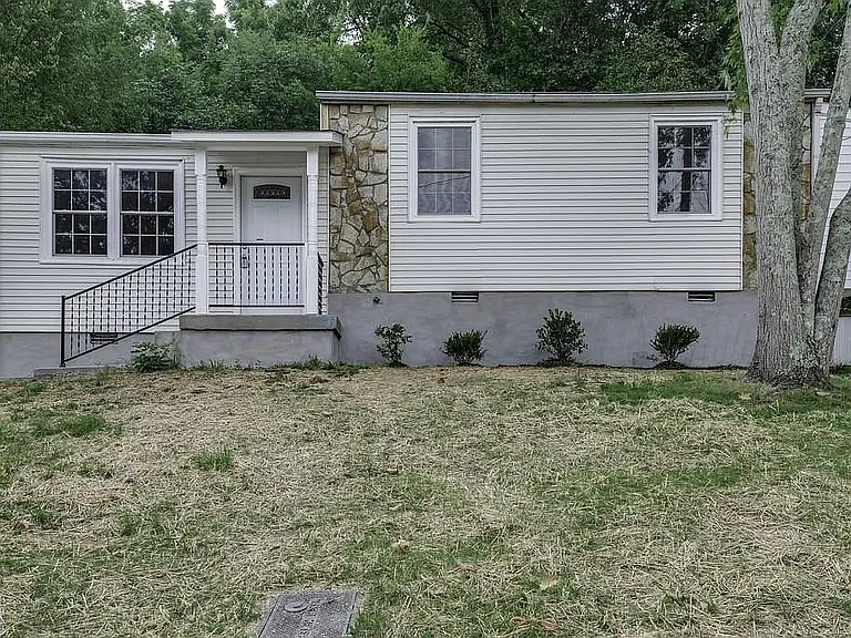 508 Ash Briar Cir — Photo 2