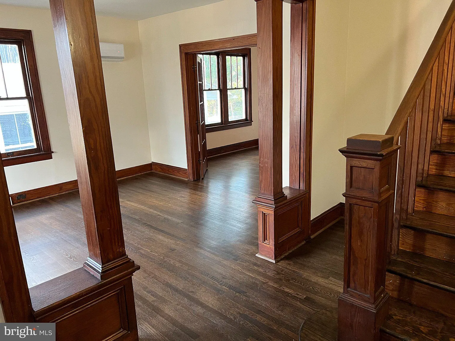 3 bed, 1.5 bath, 1500 sqft, $1,800 — Photo 1