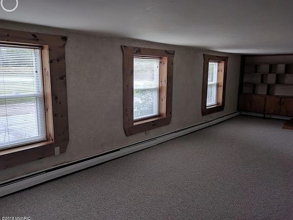 3rd image of 603 N Orton St