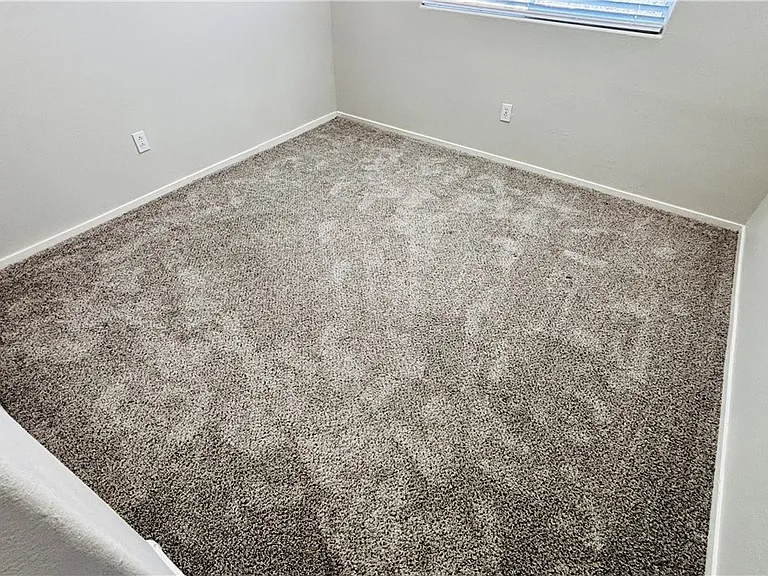 10660 Windrose Point Ave — Photo 18
