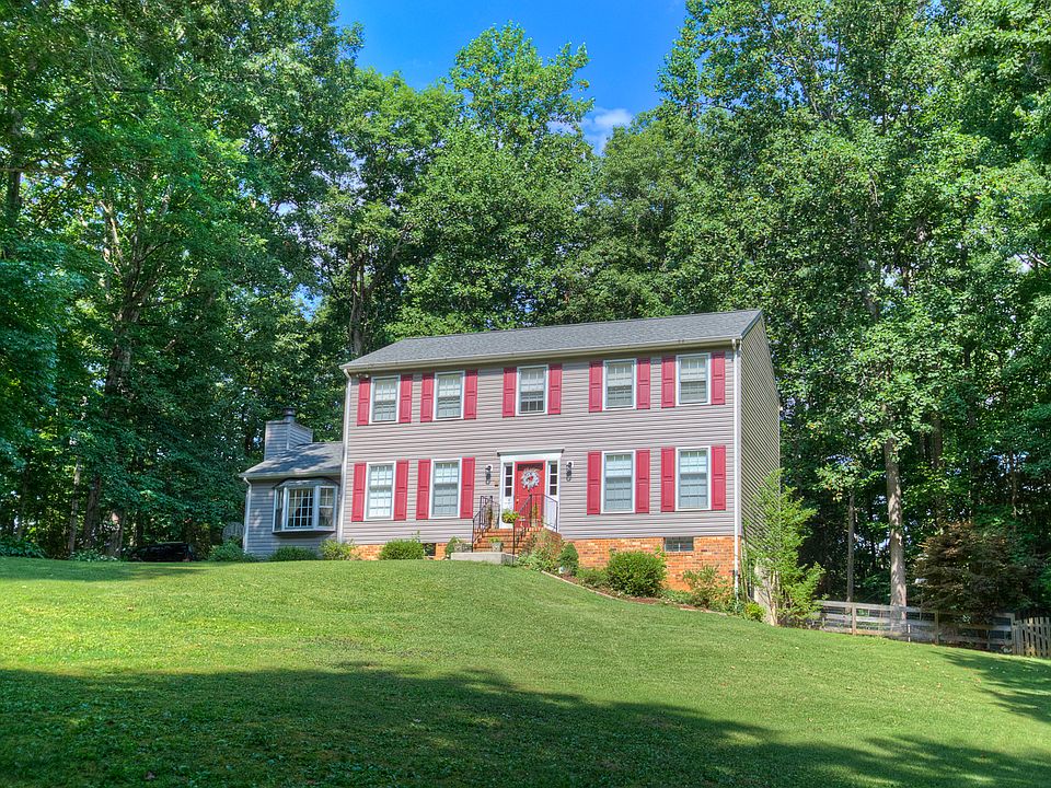 1st image of 406 Montpelier Dr