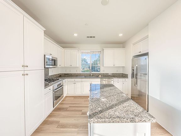 4th image of 8635 Festival St