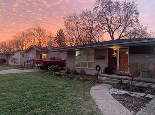 1208 Woodlawn Ave, Royal Oak, MI