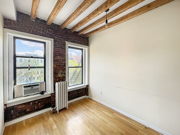 5th image of 429 Lenox Ave APT 11
