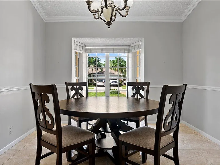 13557 Northumberland Cir — Photo 5