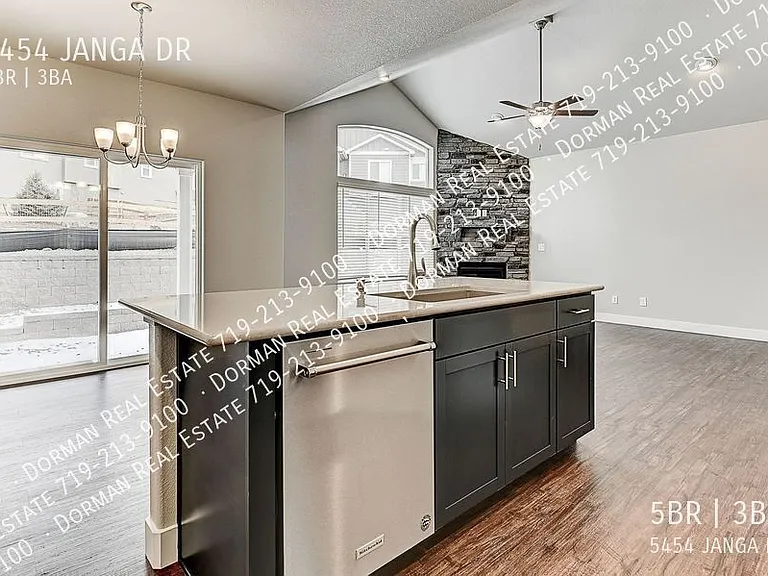 5454 Janga Dr — Photo 9