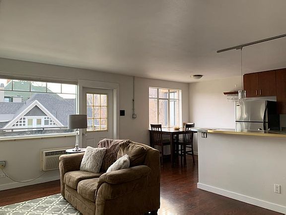 2nd image of 500 E 11th Ave