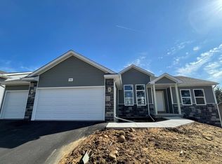 942 Margarets Way, Belleville, WI 53508