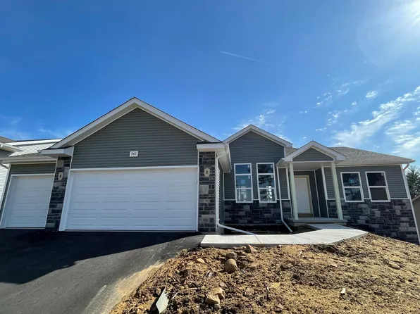 942 Margarets Way, Belleville, WI 53508