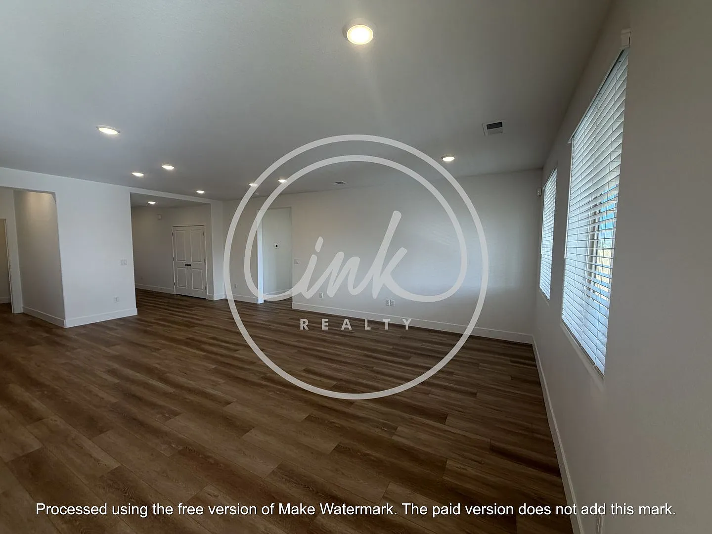 Brand New 3-Bed, 3.5 Bathroom Available Now! — Photo 3