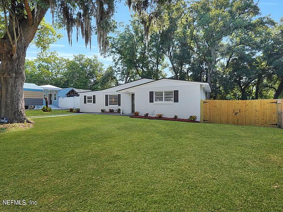4th image of 6876 ARTHUR Court