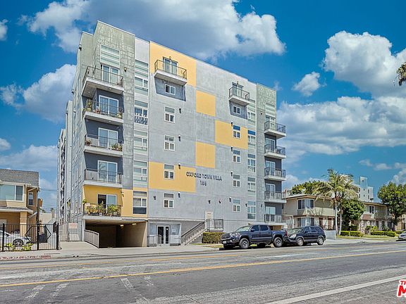 2nd image of 155 S Oxford Ave APT 501