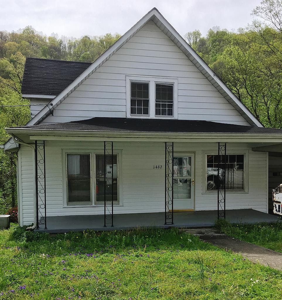 1462 Riverside Dr, Prestonsburg, KY 41653 Zillow